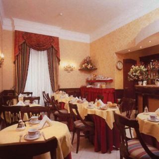 רומא Hotel Fiorini מראה חיצוני תמונה